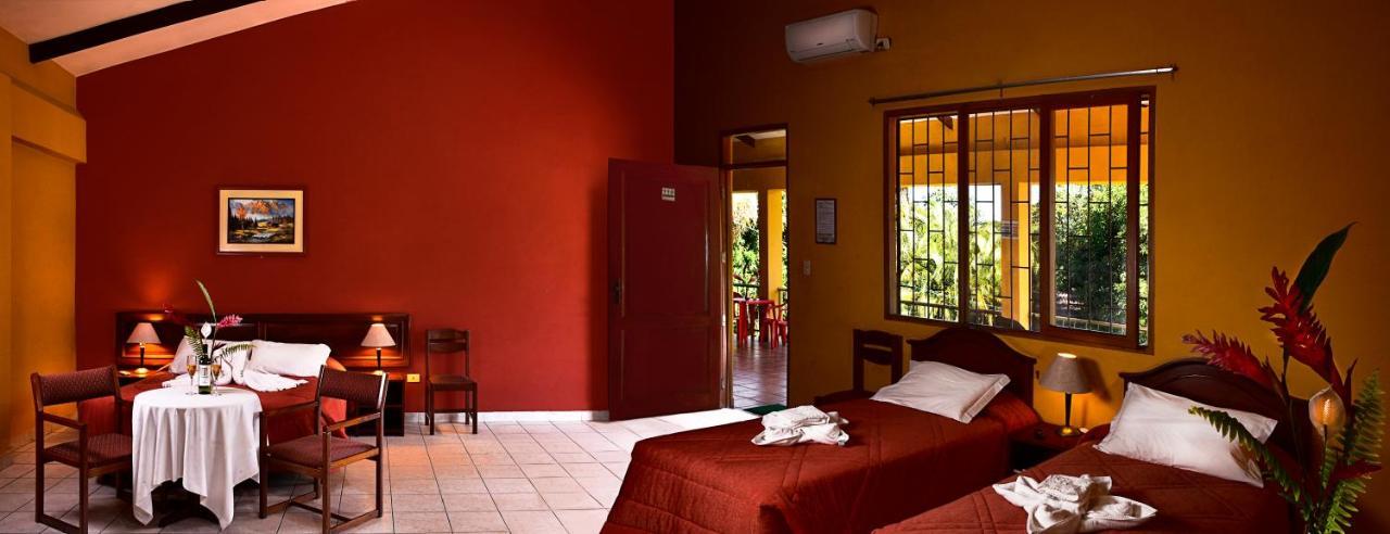 Cesar'S Tropical Hotel Вилья-Тунари Экстерьер фото