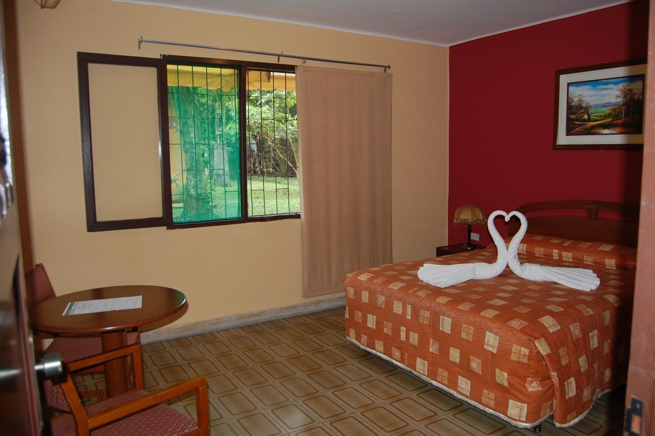 Cesar'S Tropical Hotel Вилья-Тунари Экстерьер фото